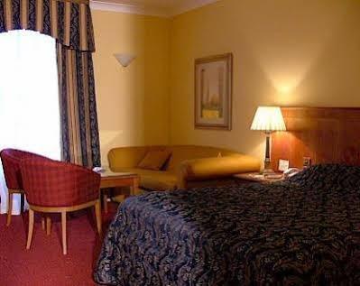 The Gretna Chase Hotel Exterior photo
